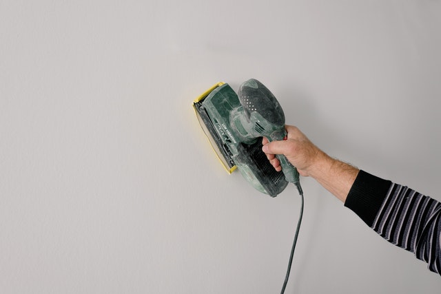 Read more about the article Importance Of Drywall Sanding